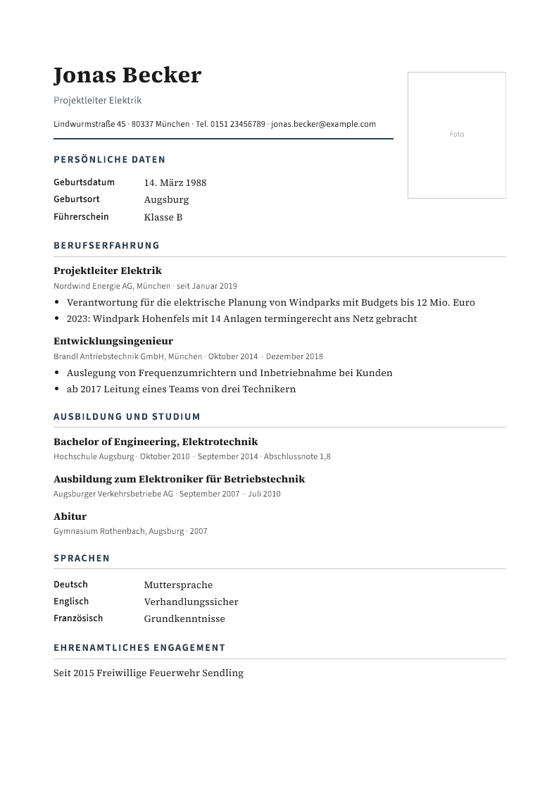 Lebenslauf, page 1: Electrical project lead, Munich — apprenticeship, degree, wind farms
